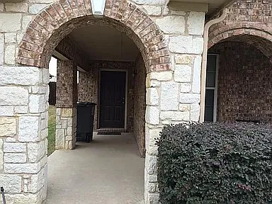2784 Sunlight Dr — Photo 2