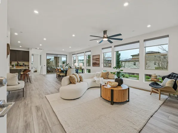 5630 Central Pkwy #202, Dublin, CA 94568