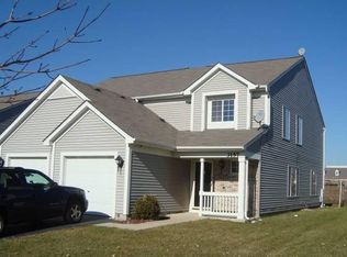 3157 Impressions Dr, Lake In The Hills, IL 60156