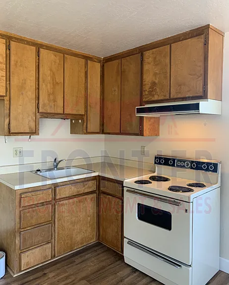 507 McGowan St — Photo 3
