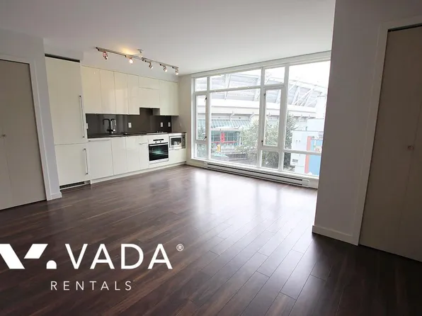 161 Georgia St W #505, Vancouver, BC V6B 0K9