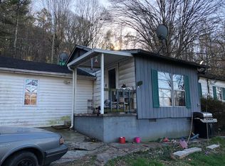 102 Moore Ln, Powell, TN 37849