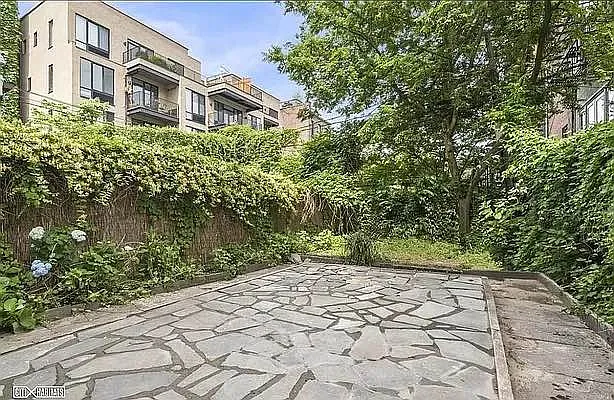 Rented by Corcoran | media 5