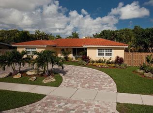 261 SW 13th Pl, Boca Raton, FL 33432