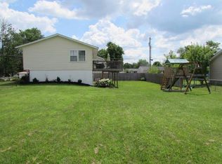 1030 Kelly Dr, Hebron, OH 43025