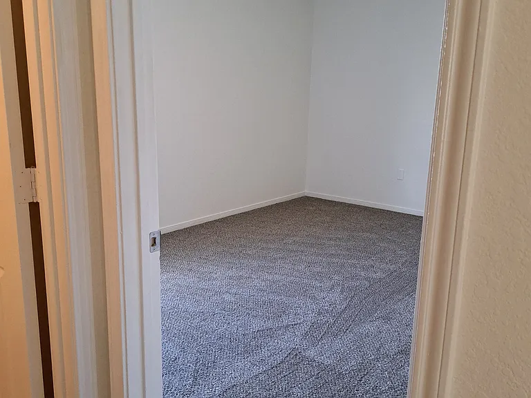 806 Redwood Ln — Photo 19