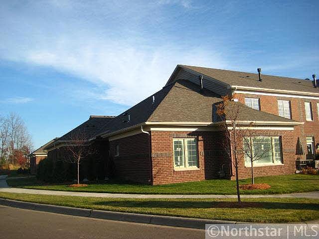 1st image of 12401 Flanders Court NE