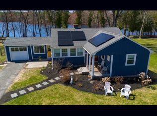 81 Edgewater Dr, Framingham, MA 01702