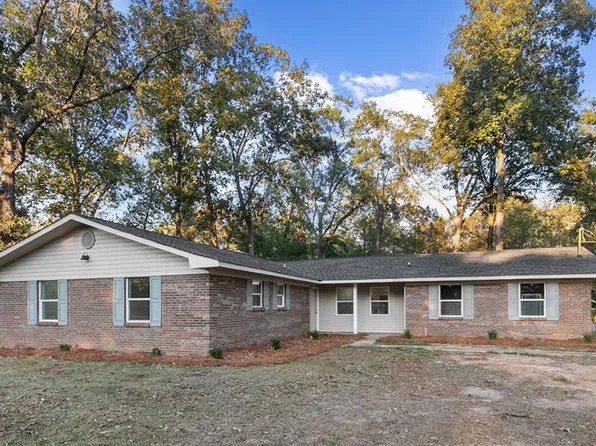 510 Woodham Rd, Headland, AL 36345