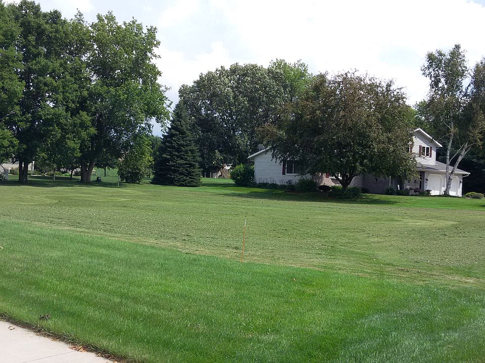 2nd image of 107 Wildwood Dr