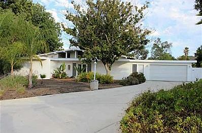 1st image of 811 Minor Dr