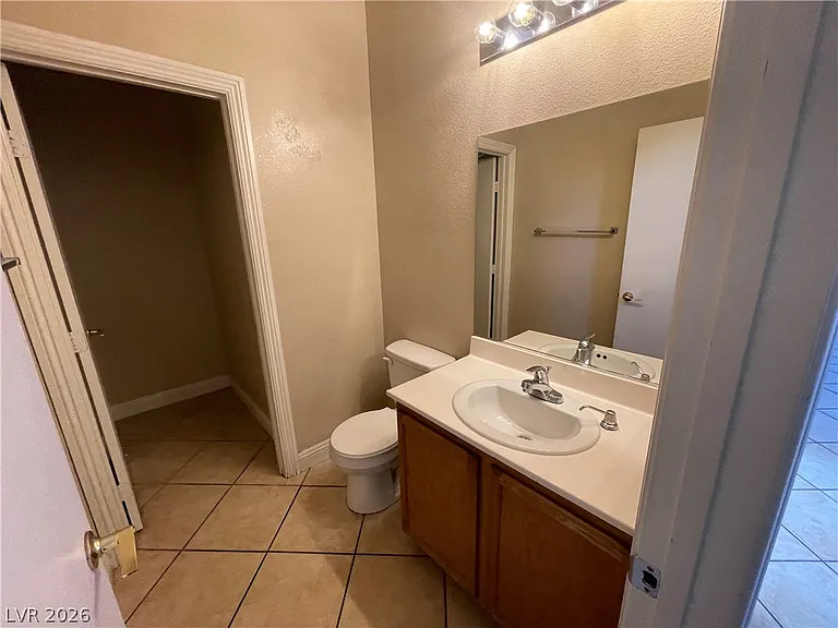5947 Silver Trace Ct — Photo 13