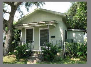2211 46th St, Galveston, TX 77551