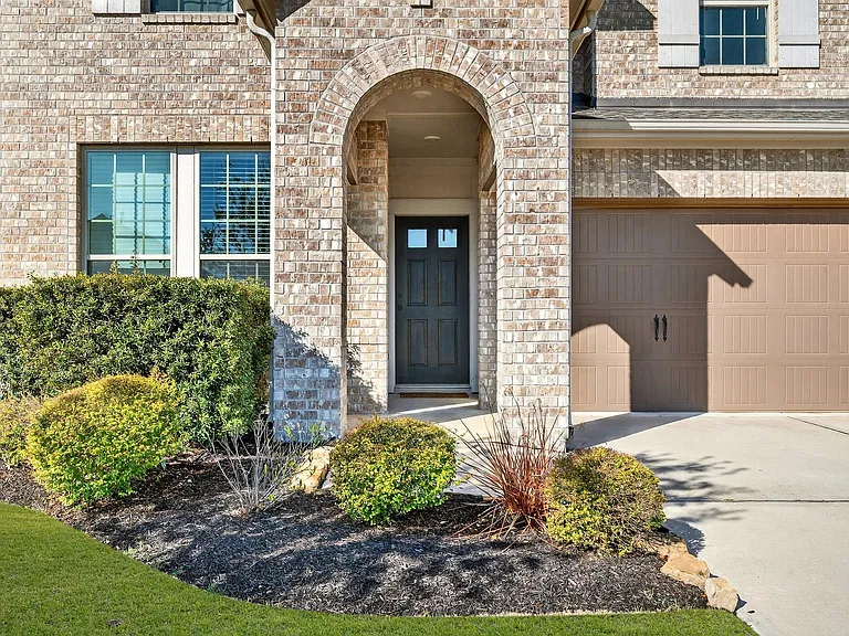2626 Lemonwood Ln — Photo 4