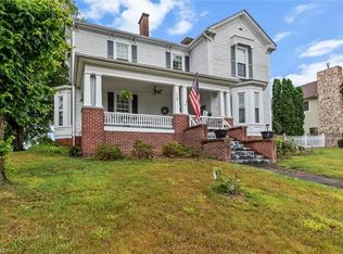 519 Maple St, Mount Airy, NC 27030