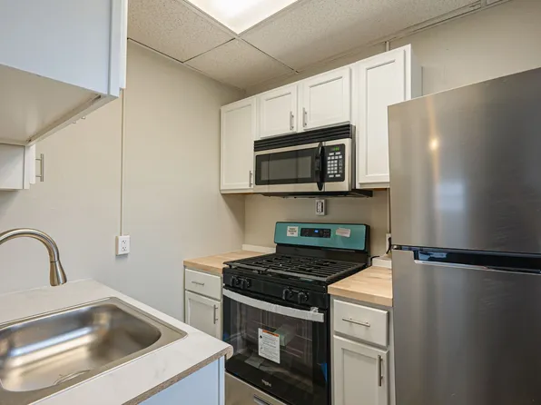 343 15th, 343 15th St NW APT 4, Canton, OH 44703