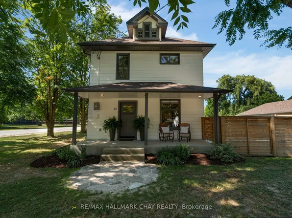 26 Edward St W, Clearview, ON L0M 1G0