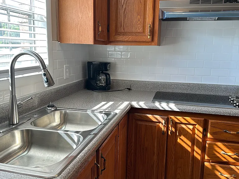 Jeff Ave — Photo 7