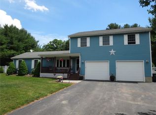 6 Cedar Hills Dr, Richmond, RI 02898