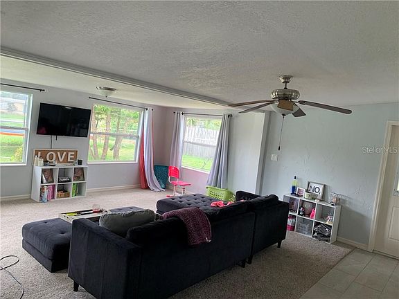 4th image of 22103 Gatewood Ave