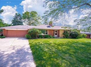 914 Cottonwood Rd, Dayton, OH 45419