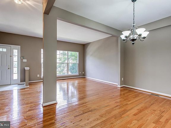 5th image of 14707 Truitt Farm Dr