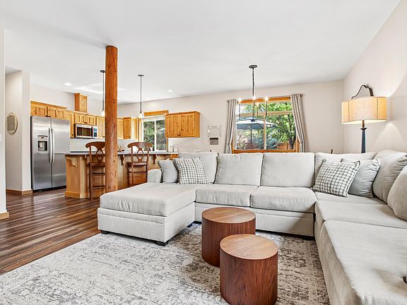 5th image of 60814 Sawtooth Mountain Ln