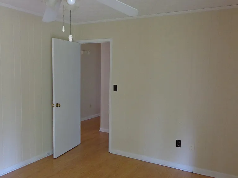 1510 Meeks Rd — Photo 8