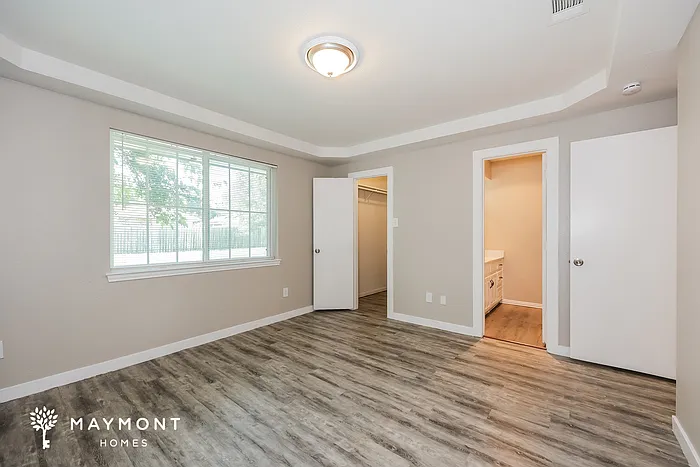 101 Chevy Chase Ln — Photo 8
