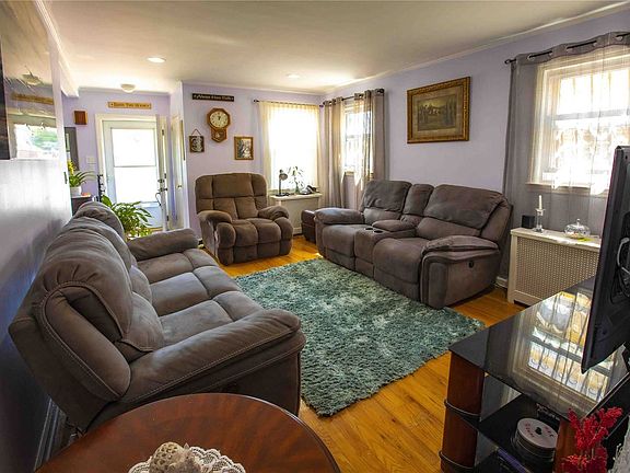 5th image of 115-02 224th St