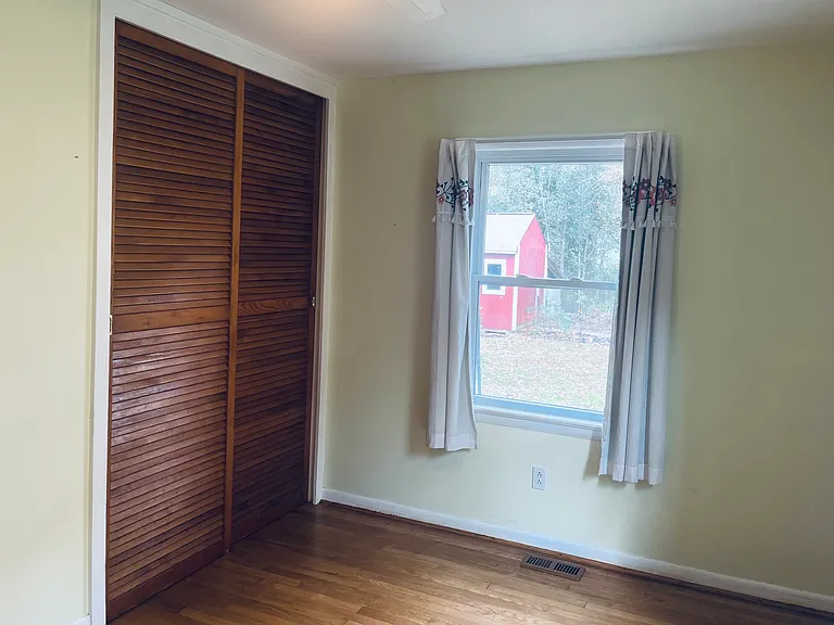 226 Longhill Rd — Photo 12