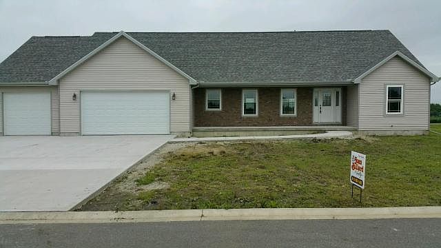 1st image of 400 Makai Dr