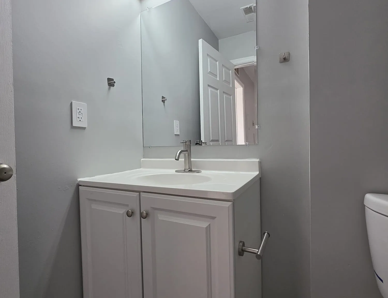 1 bed, $1,350 — Photo 3