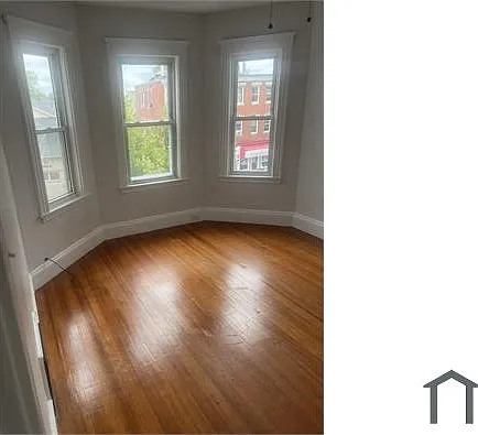 302 Washington St #2