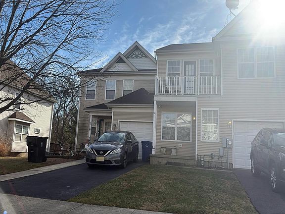 2nd image of 93 Tattersall Dr