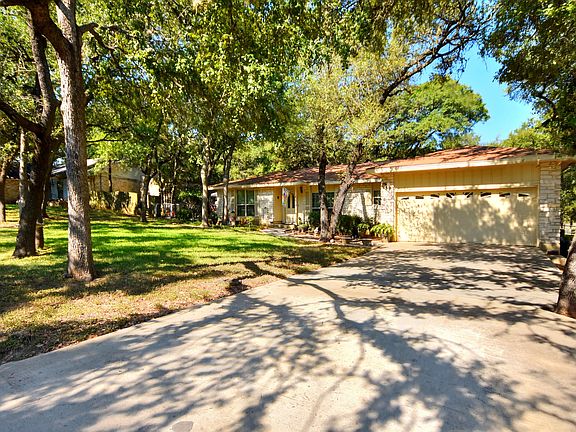 3rd image of 12608 Eagle Nest Dr
