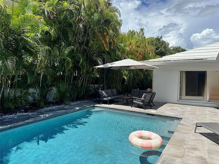2020 Coral Reef Dr — Photo 27