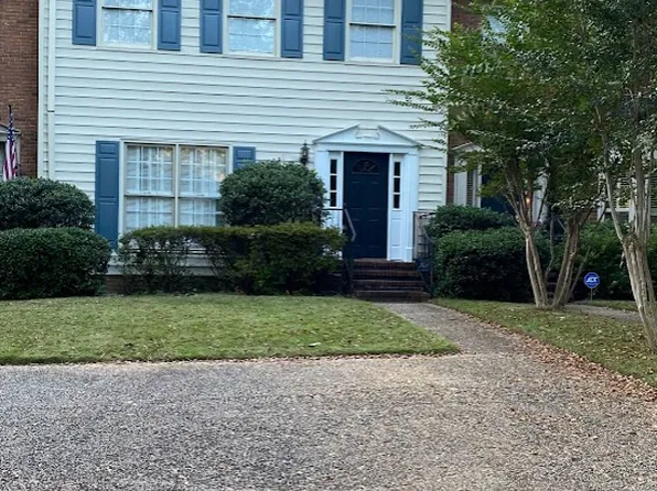 4650 Round Forest Dr, Birmingham, AL 35213