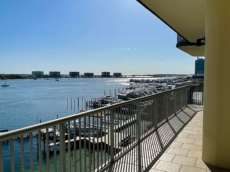 508 Harbor Blvd #302 — Photo 8