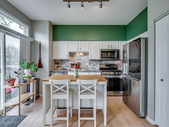5th image of 2809 Troon Dr