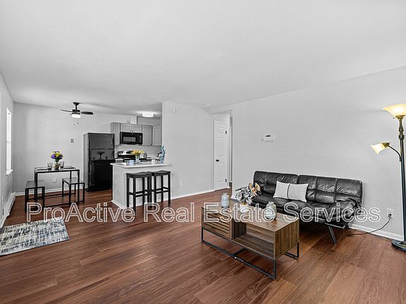 4th image of 9532 5th Bay St