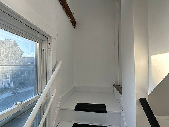 2nd image of 127 Grove St Floor 3