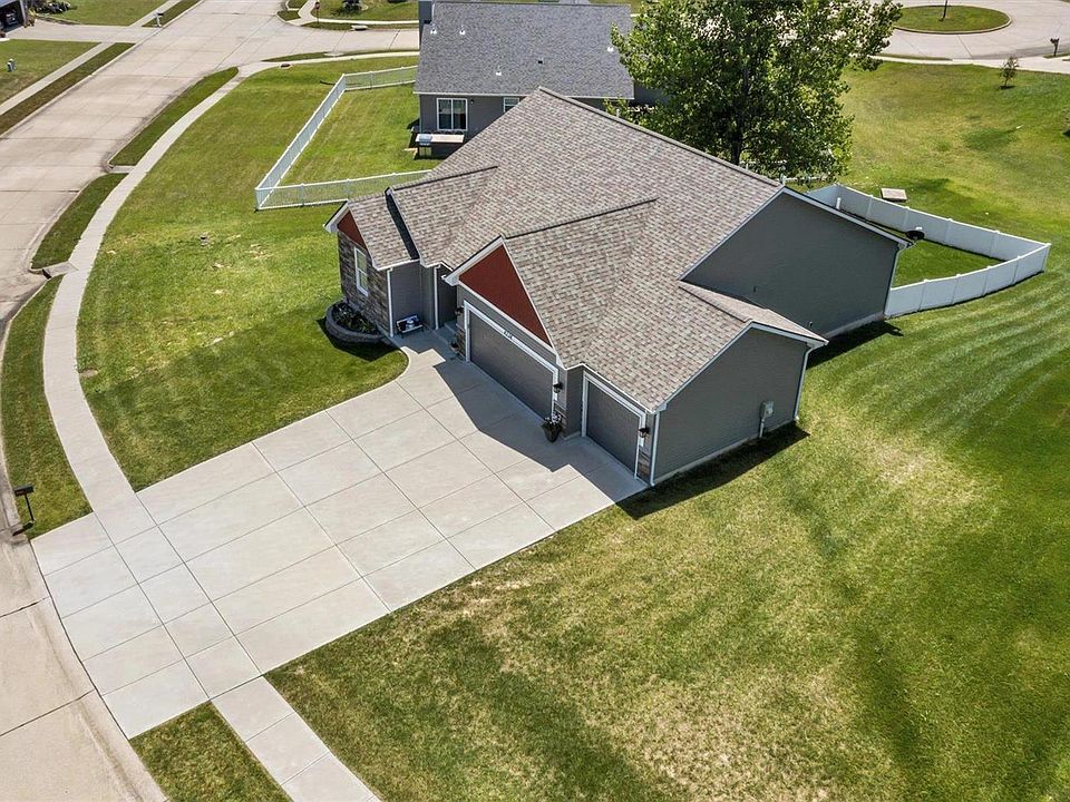 4338 Lockeport Lndg, Hillsboro, MO 63050 Zillow