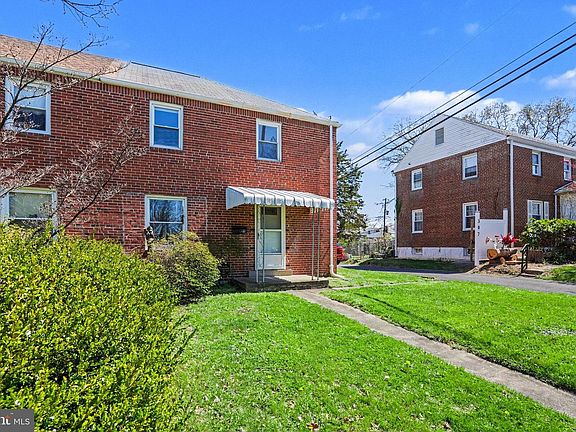 3rd image of 303 Wyatt Rd