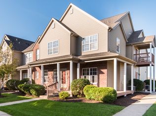 603 Clayton Cir, Sycamore, IL 60178