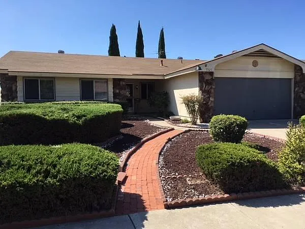 7765 Tanglerod Ln — Photo 2
