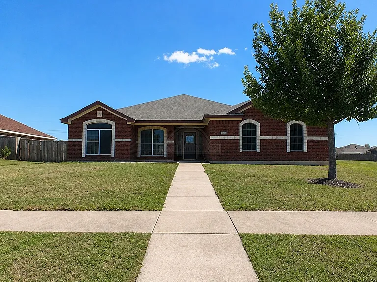 4201 Jim Ave — Photo 1