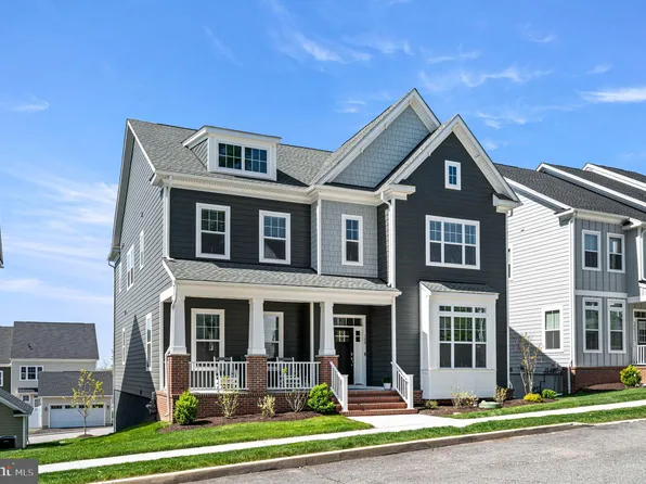 129 Lotus Ln, Malvern, PA 19355