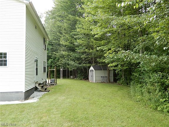 4th image of 6943 N Main St