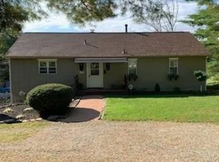 6436 Neff Rd, Valley City, OH 44280